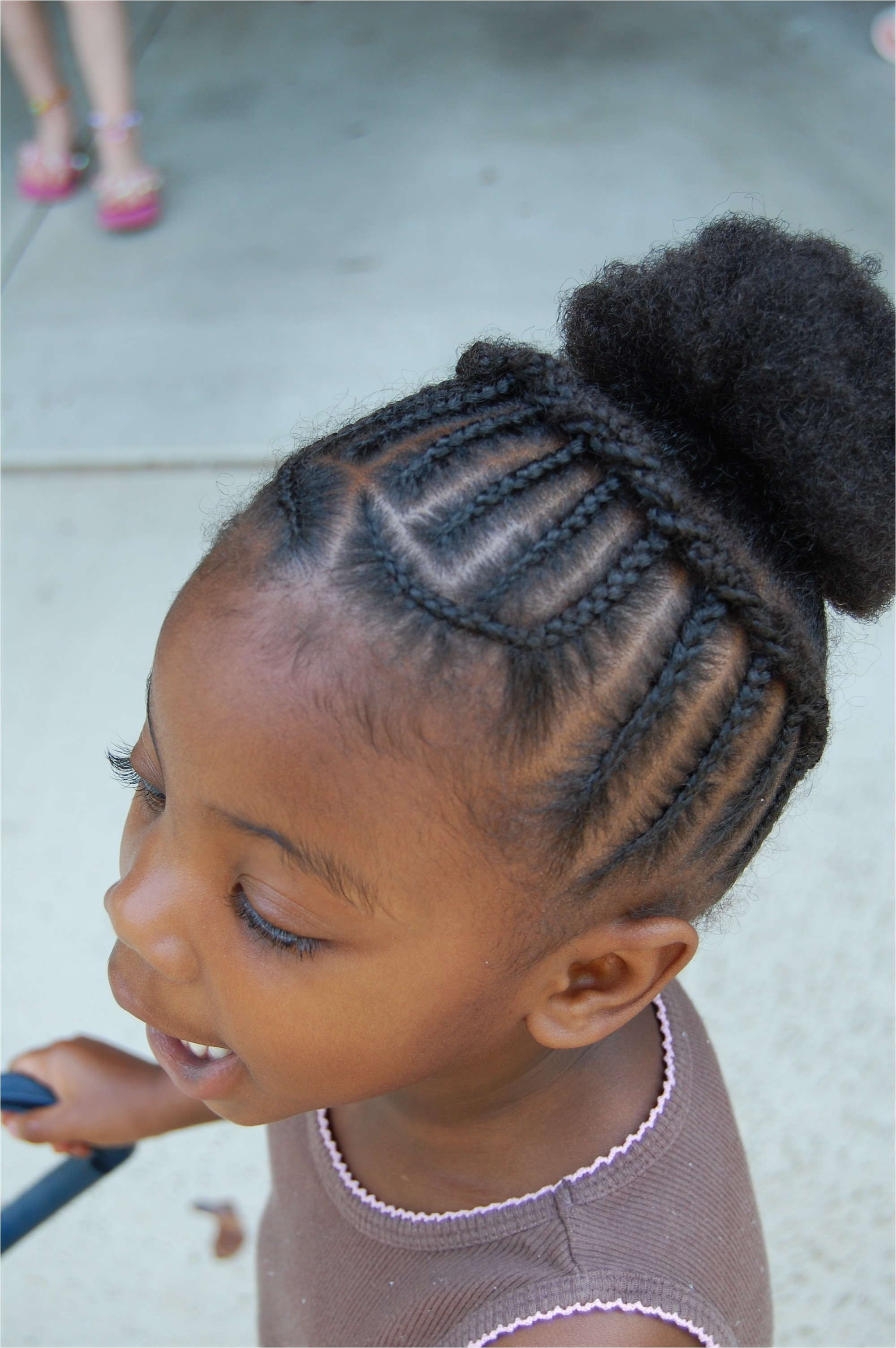 Short Hairstyles For Little Black Girls Fresh Pin Od Poua…a¾vatea„a¾a Remarkable