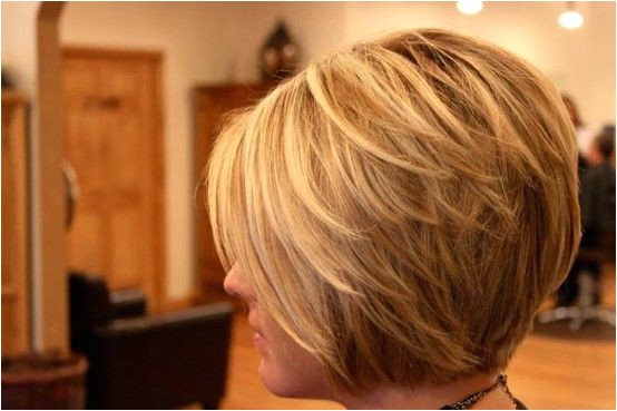 30 stacked line bob haircuts may like