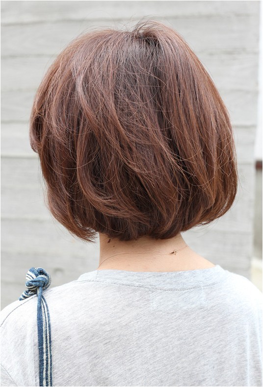 yummy chocolate coloured short bob