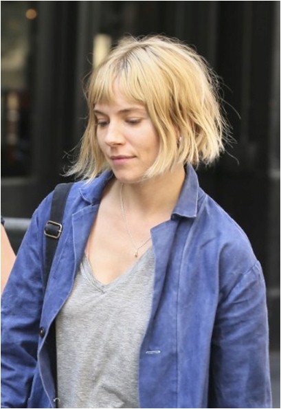 Wel e to the haircut of 2014 the below the chin choppy or bad bob