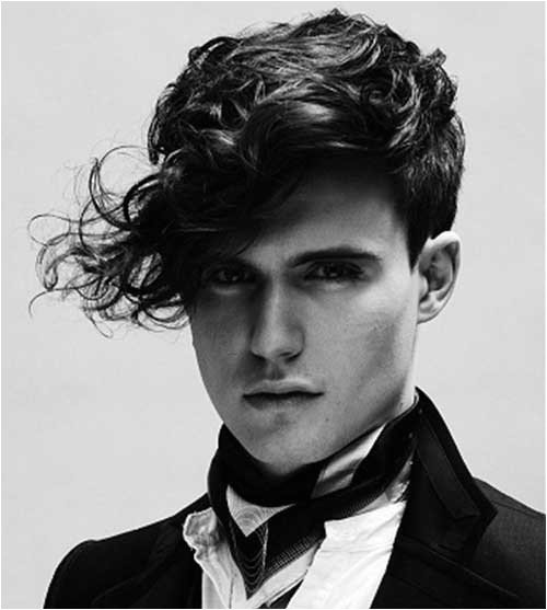 25 best haircuts for wavy hair men