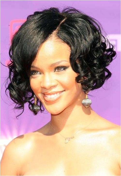 5 haircut ideas for curly hair with bangs