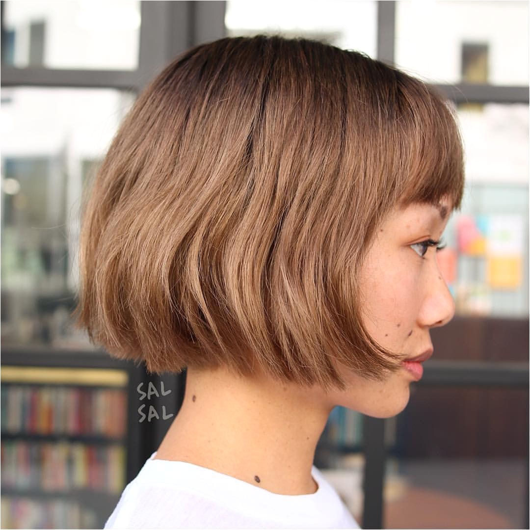 flattering bob hairstyles round faces