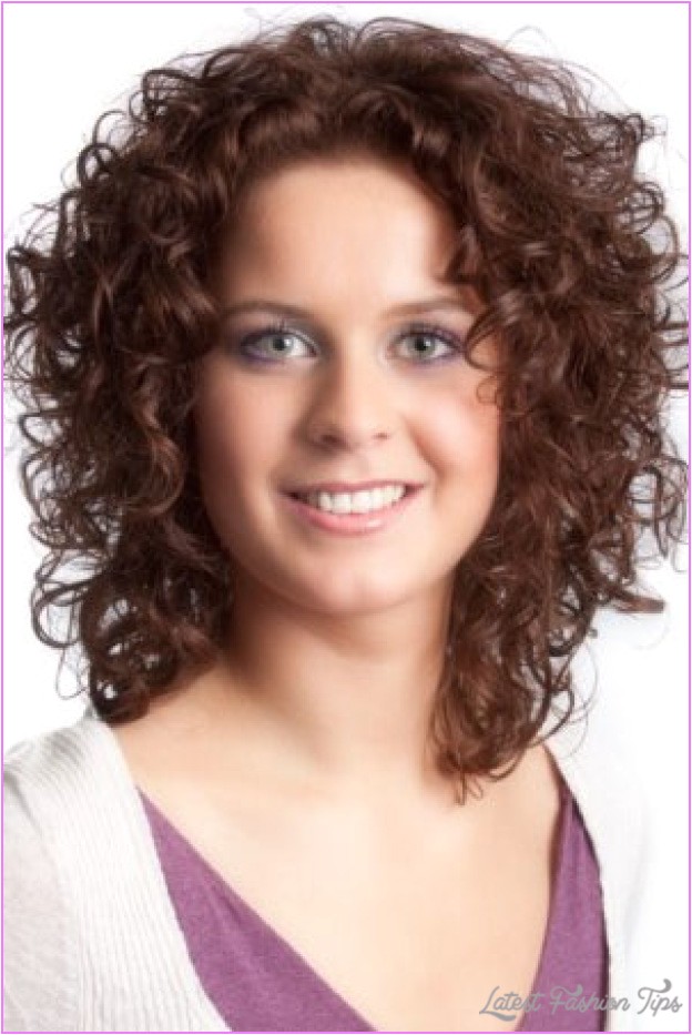 curly layered haircuts round face
