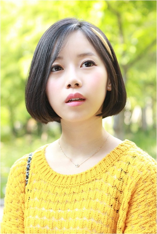 cute a line bob hairstyle for spring