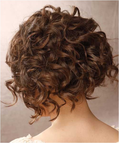 cute short curly hairstyles for girls