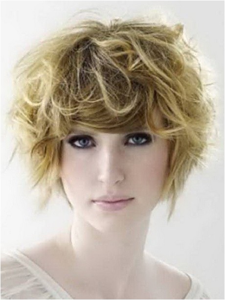 casual hairstyles for short hair