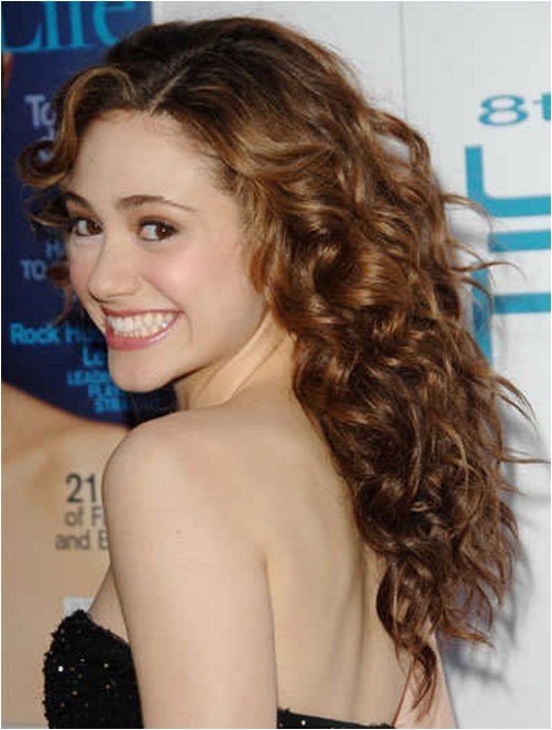 long curly hairstyles for round faces 2013