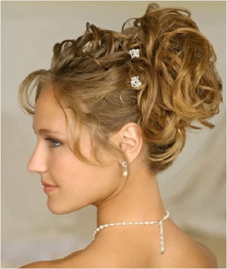 cute curly hairstyles for prom