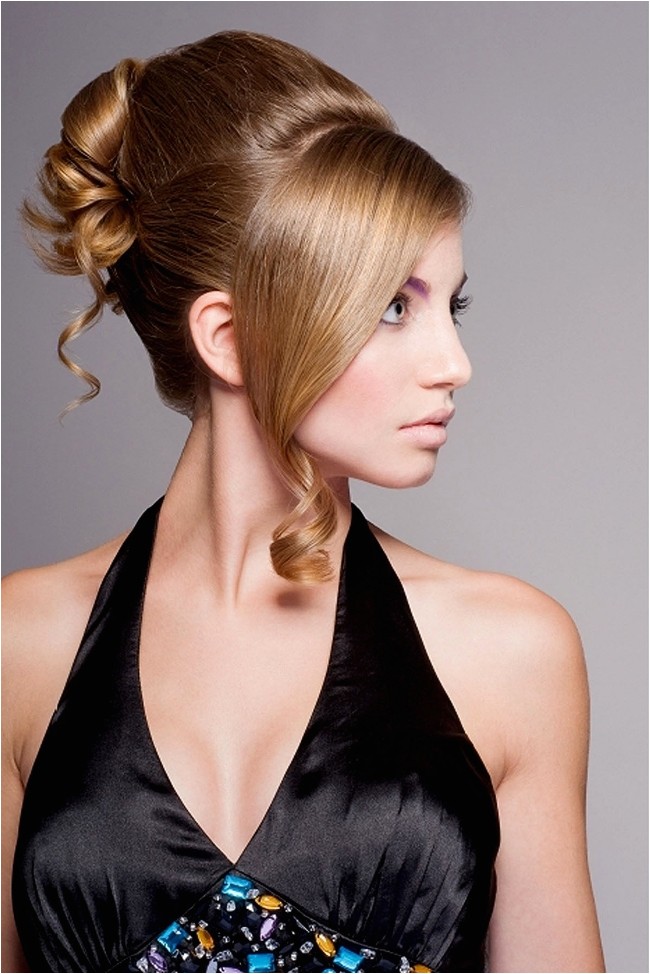 what evening party hairstyles for long hair can i like for dinner