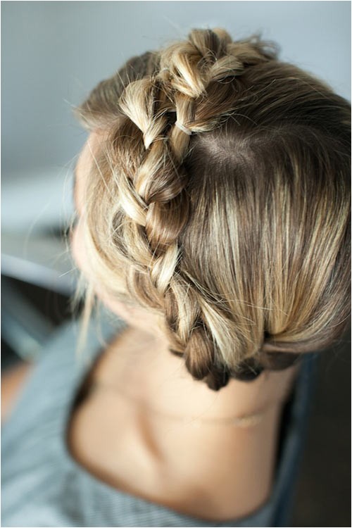 cute rainy day hairstyles to try