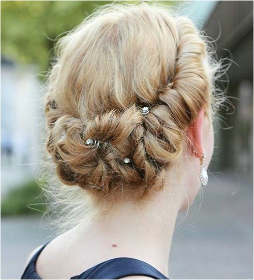 20 hottest prom hairstyles for short hair