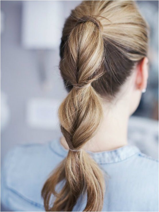 twisted ponytail is fast and easy hairstyles for school