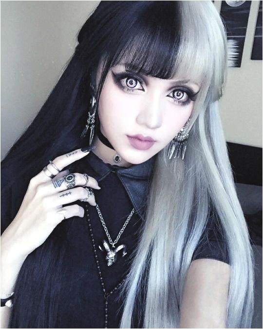 cute goth hairstyles