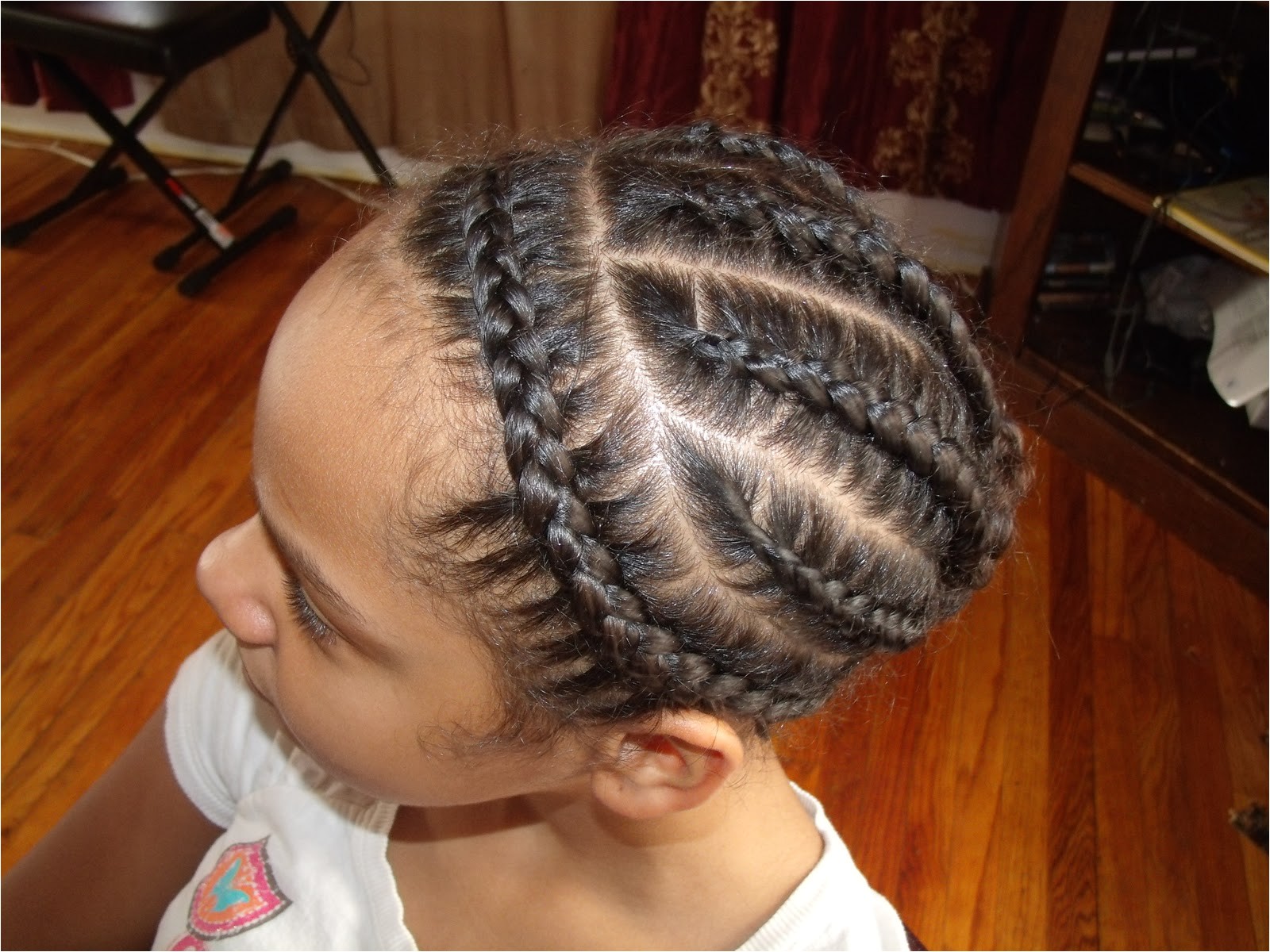 cute protective hairstyle for