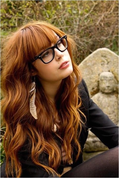 long hairstyles for girls with glasses