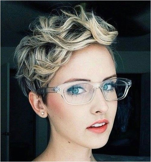 20 best hairstyles for women with glasses