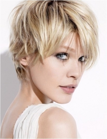 20 layered hairstyles for short hair