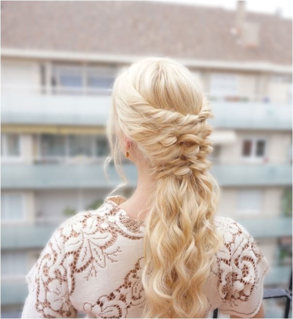 easy diy holiday hairstyle for thanksgiving