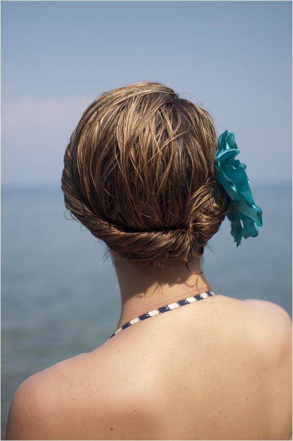 easy beach hair style tutorial