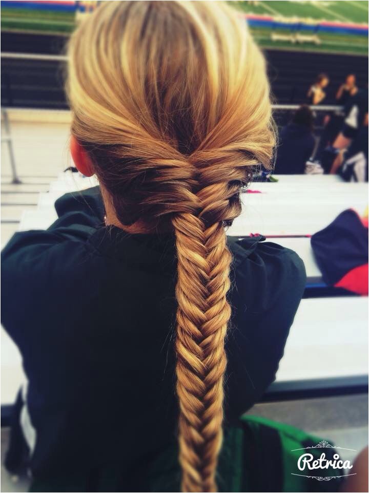 hairstyle with braids and tracks to her