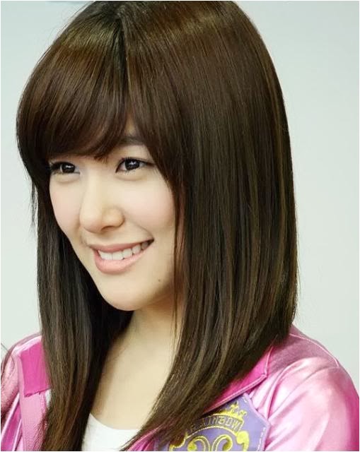 cute medium straight korean hairstyle