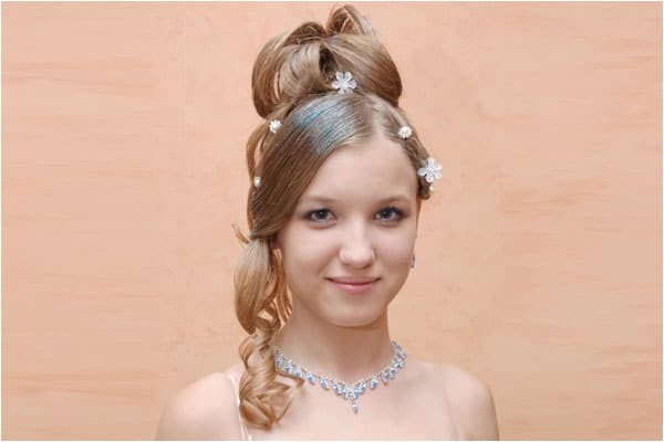 5 pretty quinceanera hairstyles