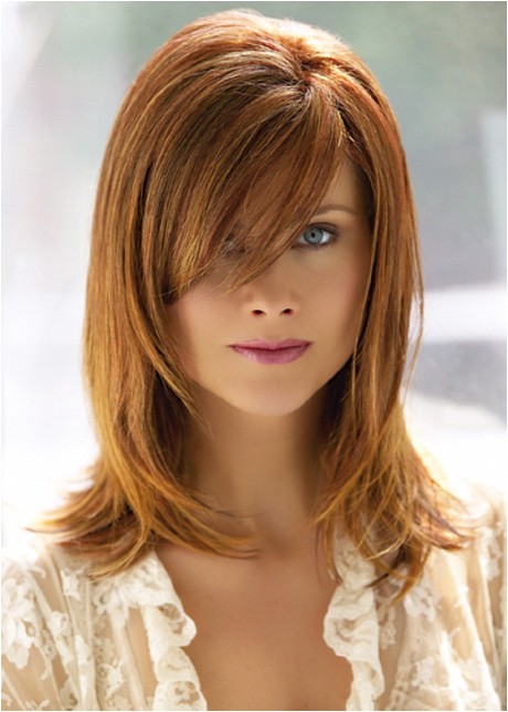 cute layered haircuts with side bangs