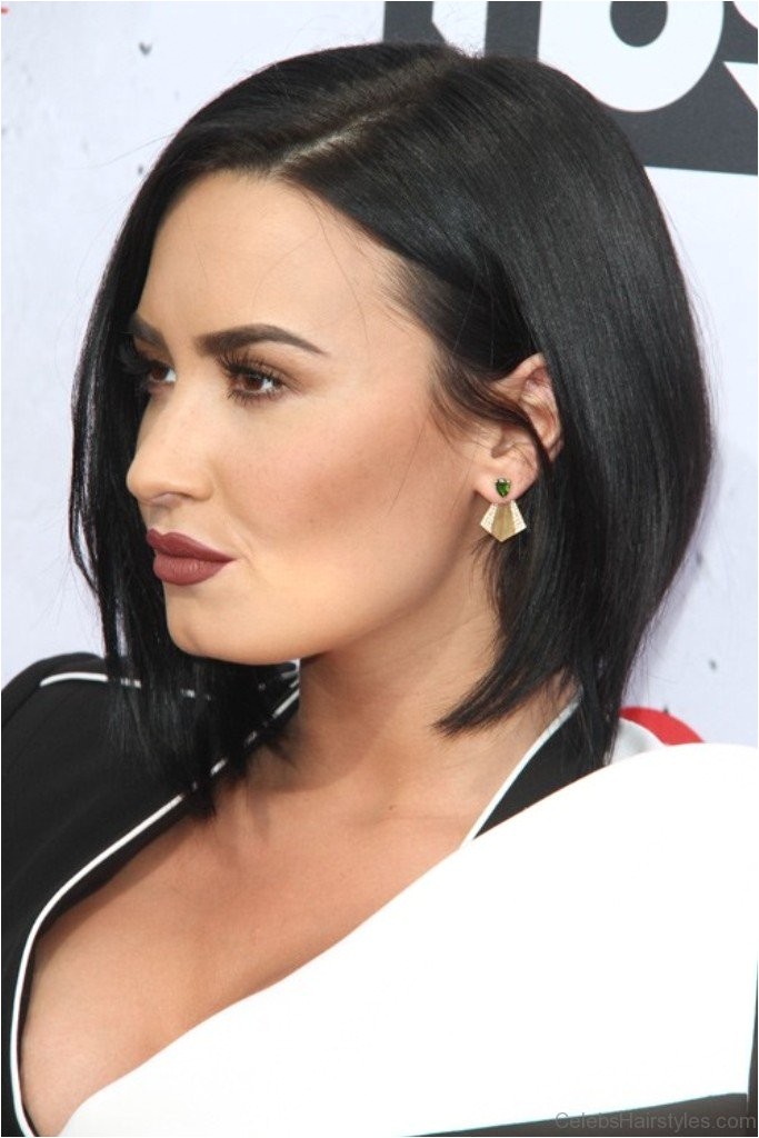 28 outstanding hairstyles of demi lovato