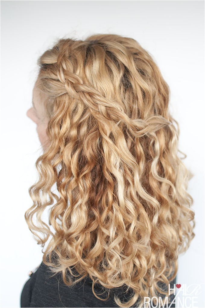 an easy half up braid tutorial for curly hair