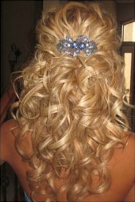 prom hairstyles curly half up
