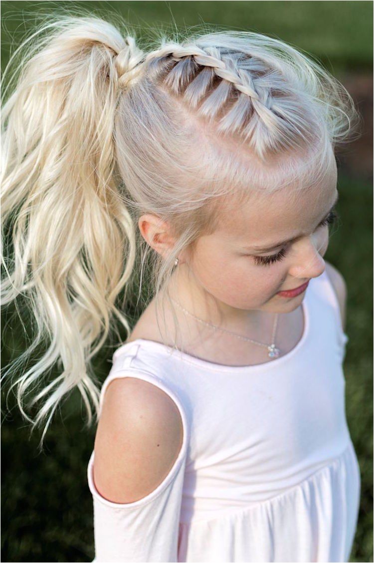 coiffure petite fille cheveux avec tresse et queue de cheval kids hair