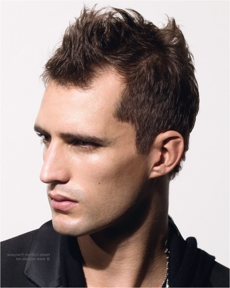 mens hairstyle for small forehead