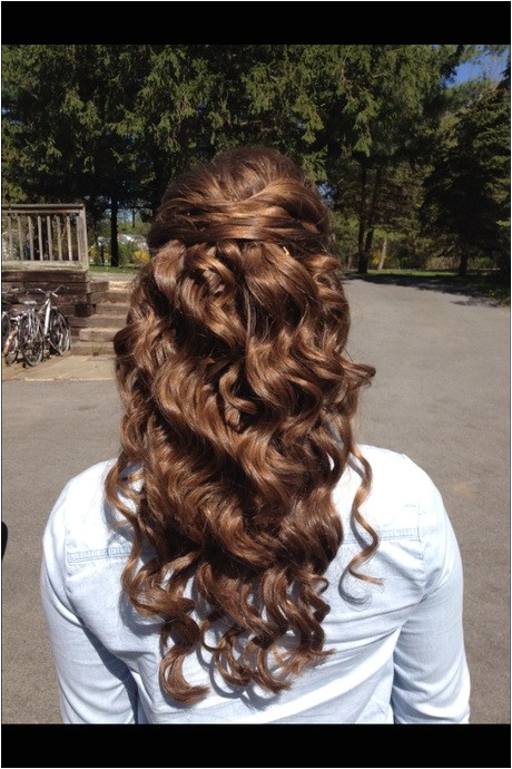 curly down prom hairstyles