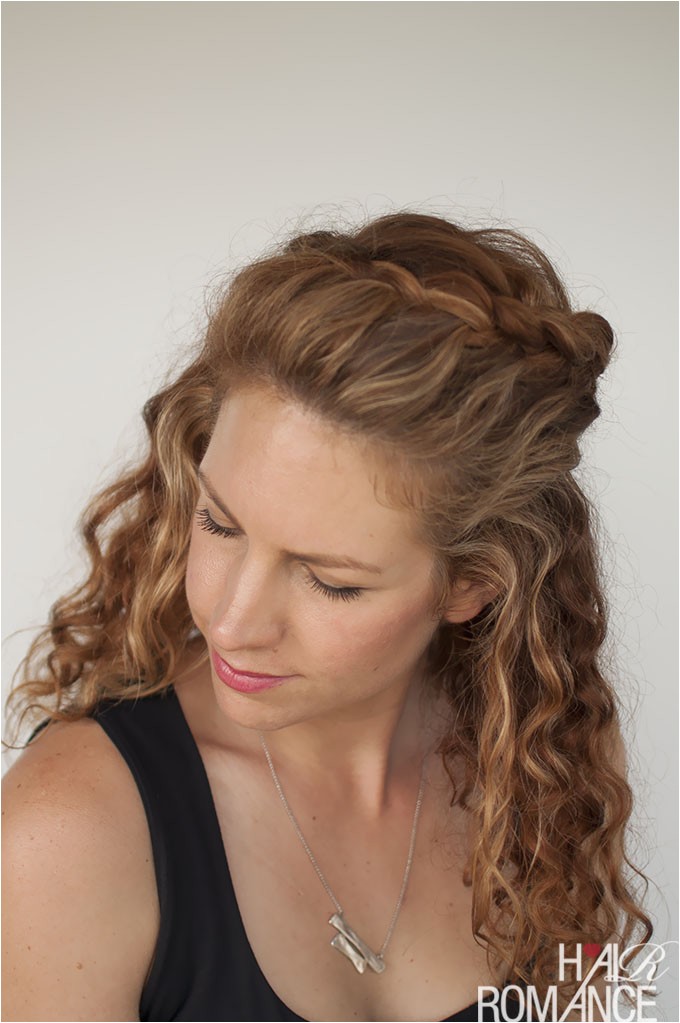 Half Braided Half Curly Hairstyles Curly Hair Tutorial the Half Up Braid Hairstyle Hair