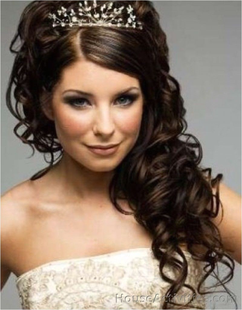 indian wedding hairstyles for curly hair medium