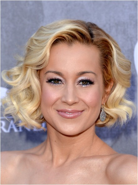 15 classy celebrity short hairstyles summer