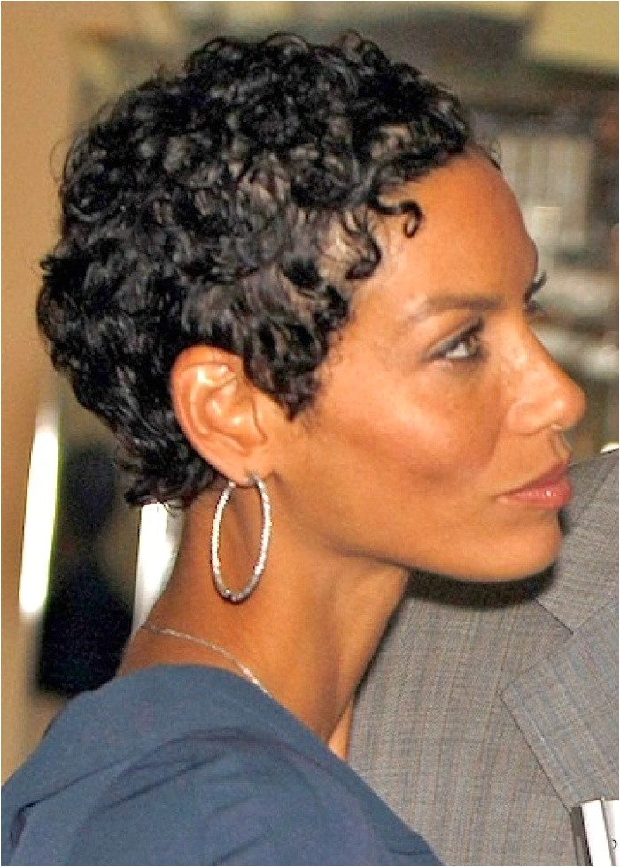 nicole murphy short haircut