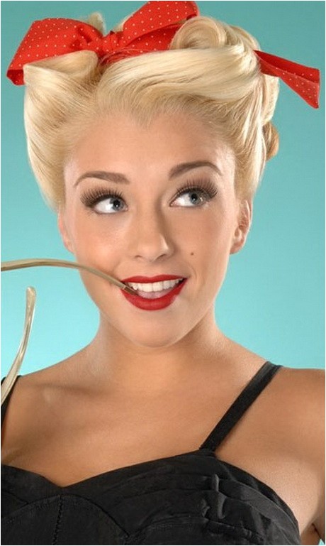 pin up hairstyles for long hair