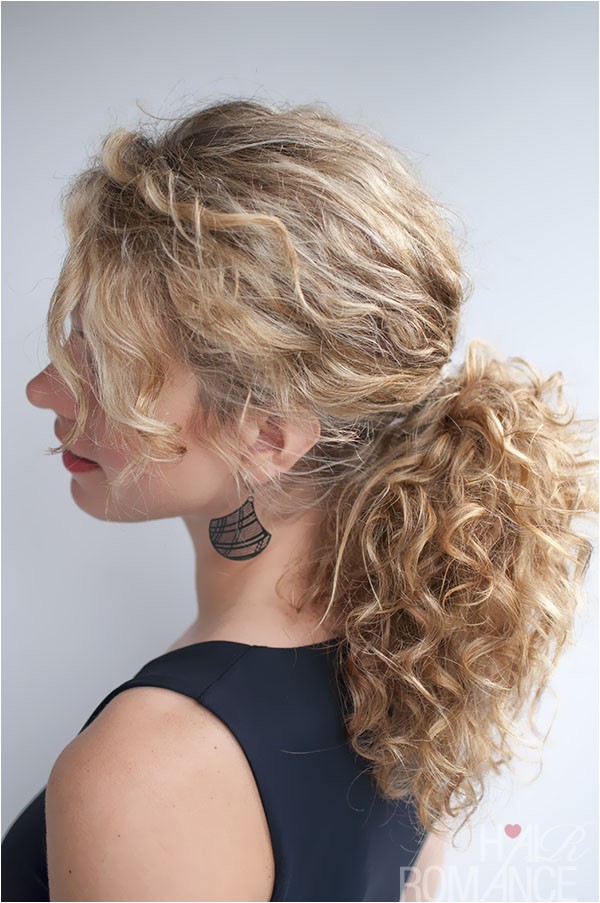 curly hairstyle tutorial the curly ponytail