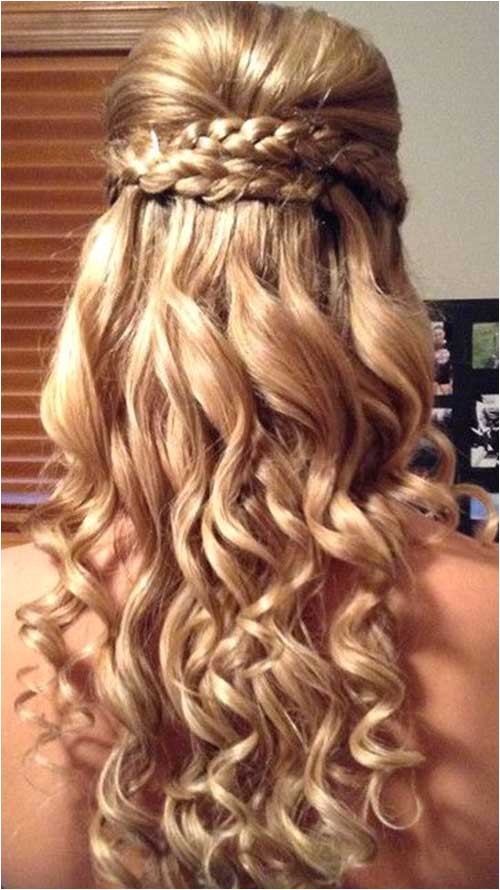 30 best prom hairstyles for long curly hair