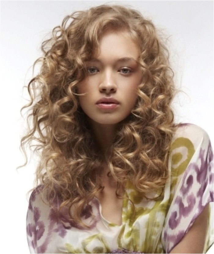 curly hairstyles ideas for iest looks