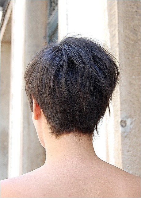 back view of short haircuts for women