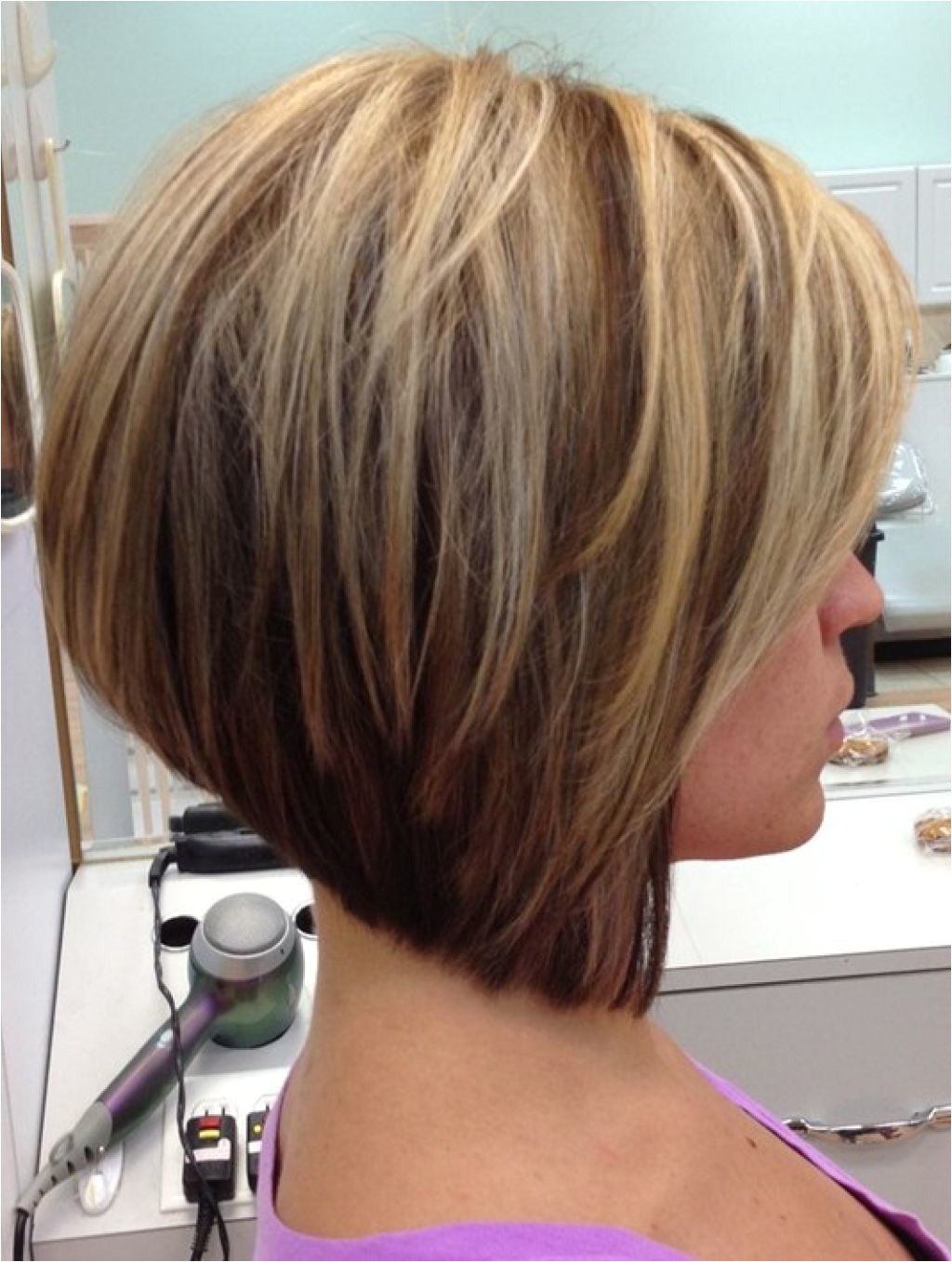 pictures of short bob haircuts front and back