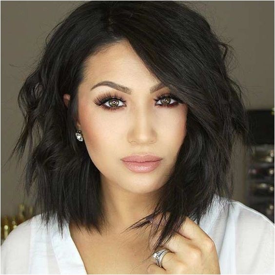 shoulder length hairstyles