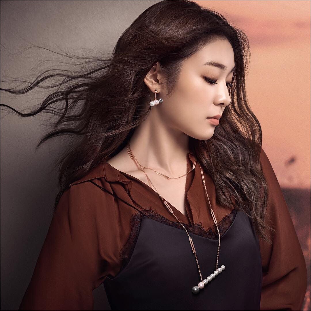 Gold medalist and world champion figure skater Kim Yuna recently posed for her photoshoot with the luxury jewelry brand J