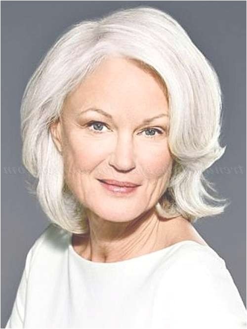 medium hairstyles for grey haired woman
