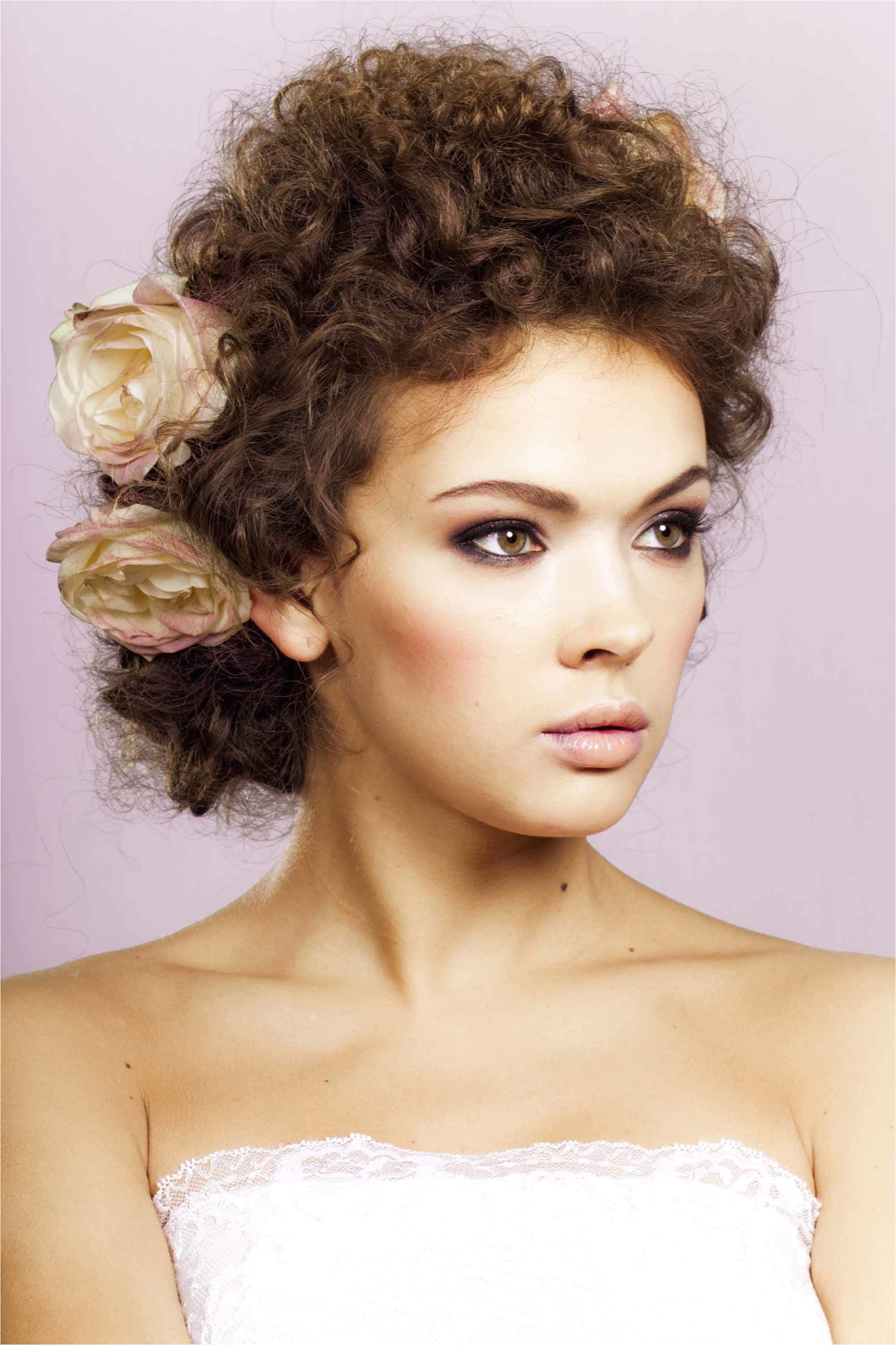 vintage hairstyles for curly hair