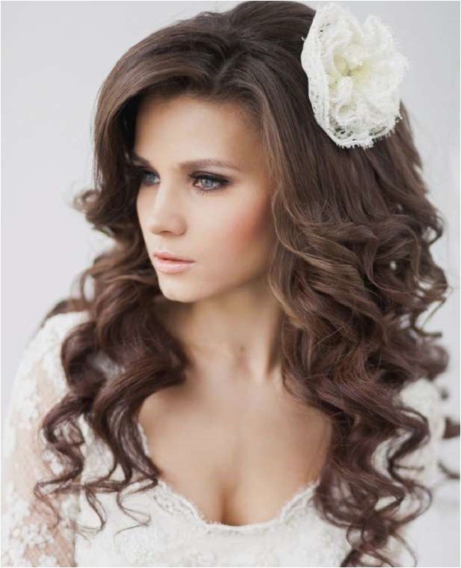 hairstyles for the bride with curly hair ideas and trends