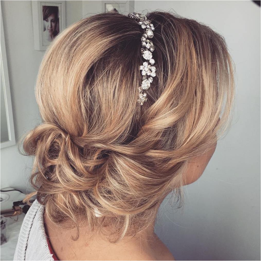spring wedding guest hairstyle ideas